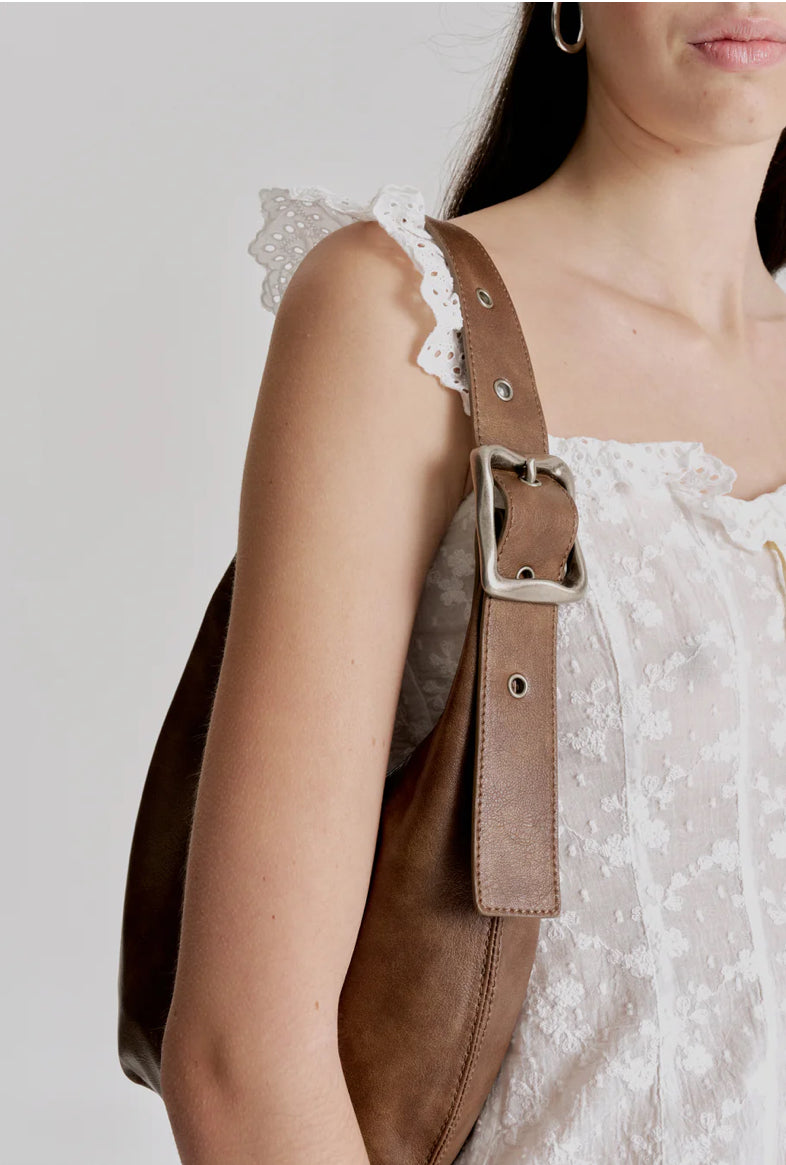 Brie Leon ~ Everyday Croissant bag