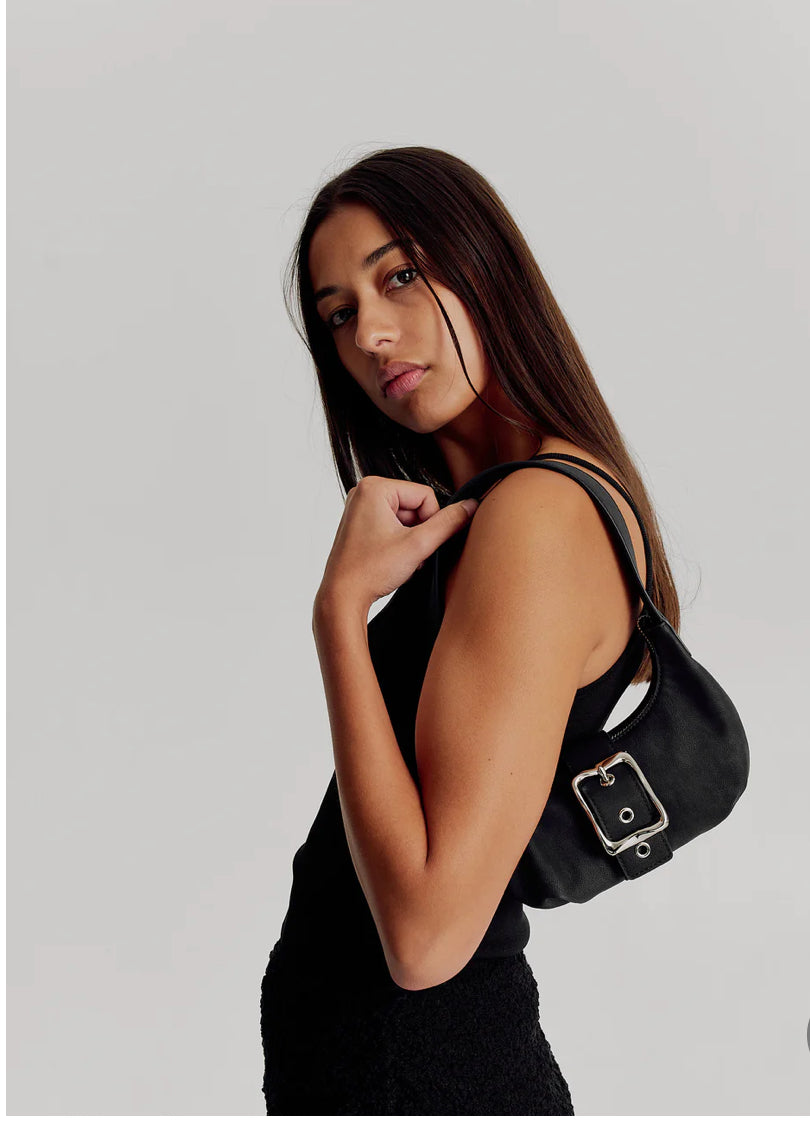 Brie Leon ~ Everyday mini baguette