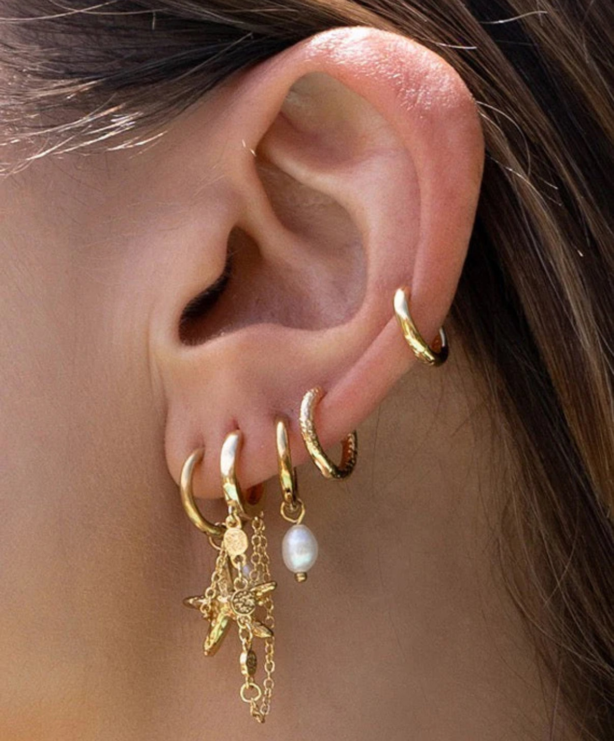 AOE | CORDELIA PEARL EARRINGS