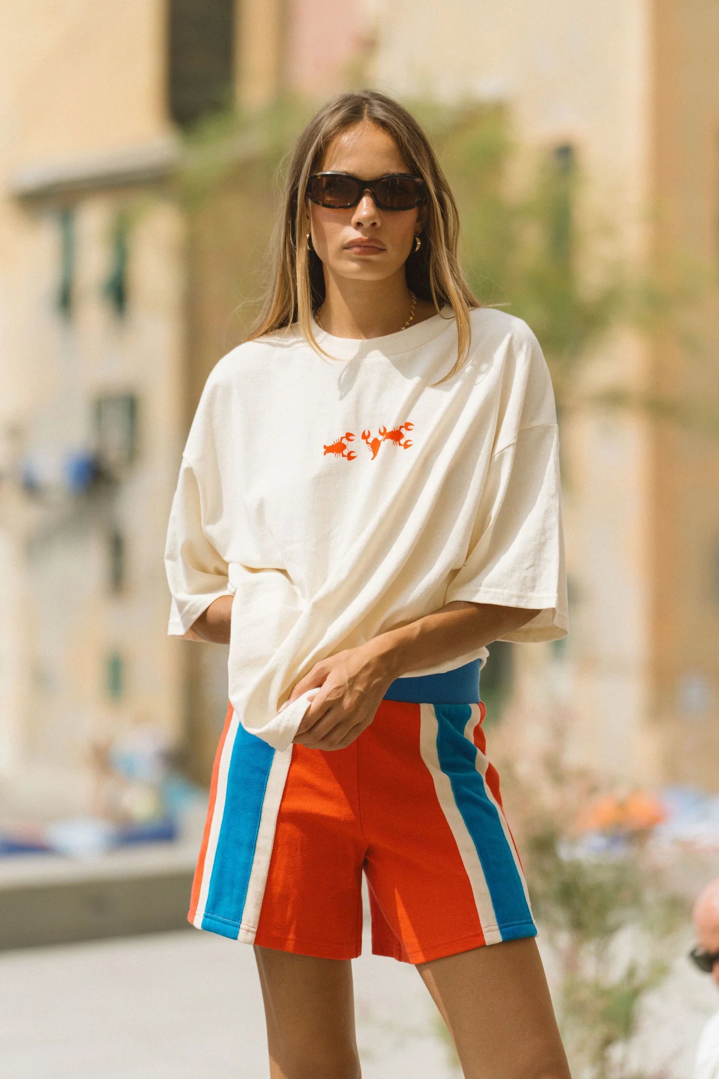 Araminta James | The lobster tee