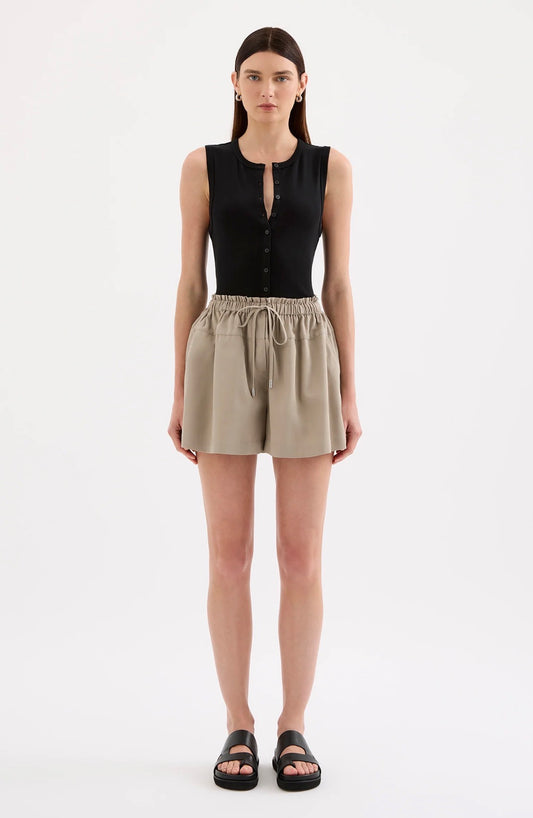 Nude Lucy | lla Short