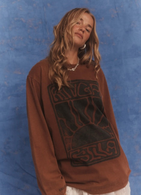 KINGA CSILLA | LINO ROSES TEE