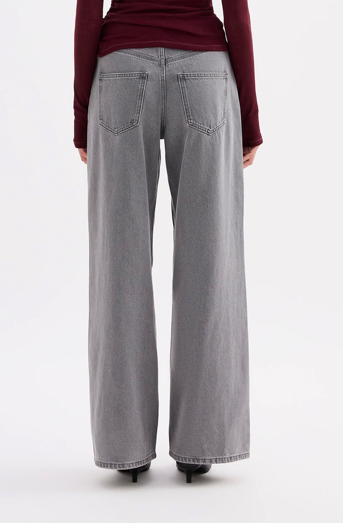 Nude Lucy | Calvi Boyfriend Jean