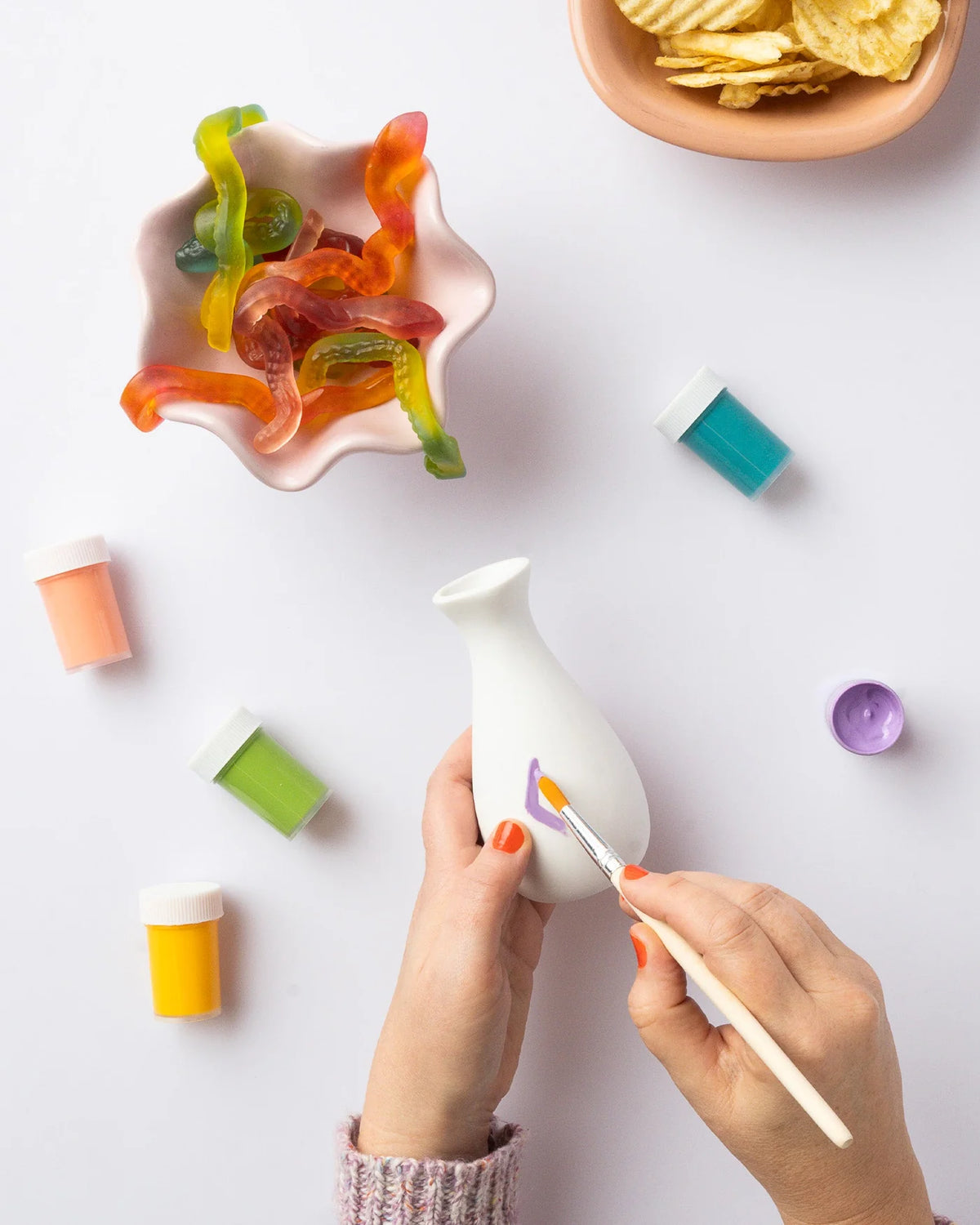 JOURNEY OF SOMETHING | Paint your own vase
