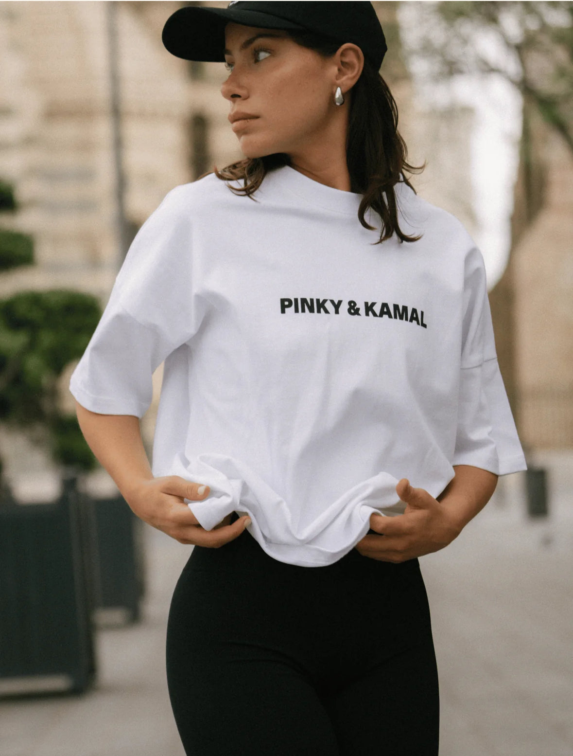 PINKY&KAMAL ~ white & black tee