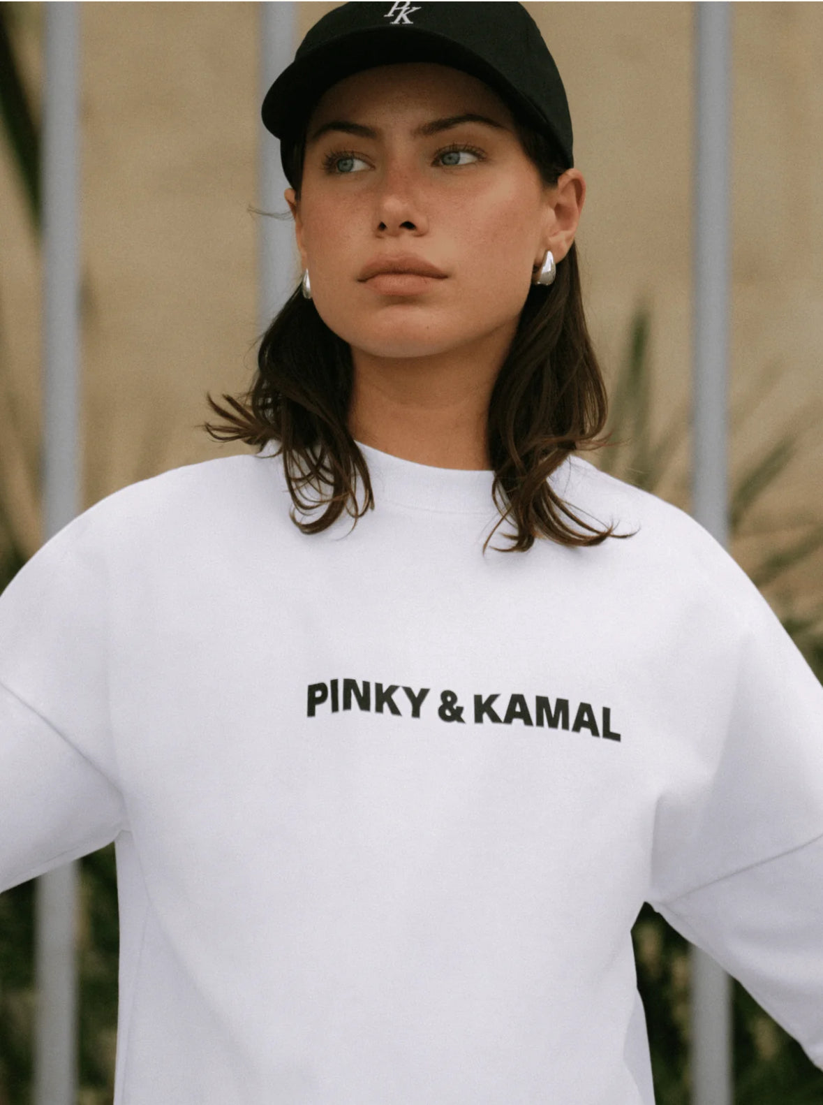 PINKY&KAMAL ~ white & black tee