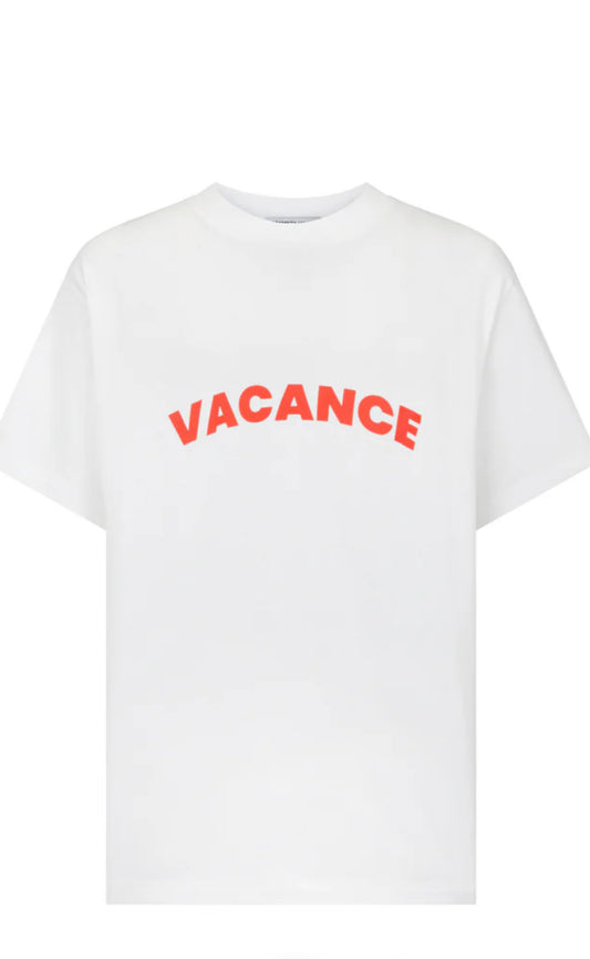Araminta James vacance Tee