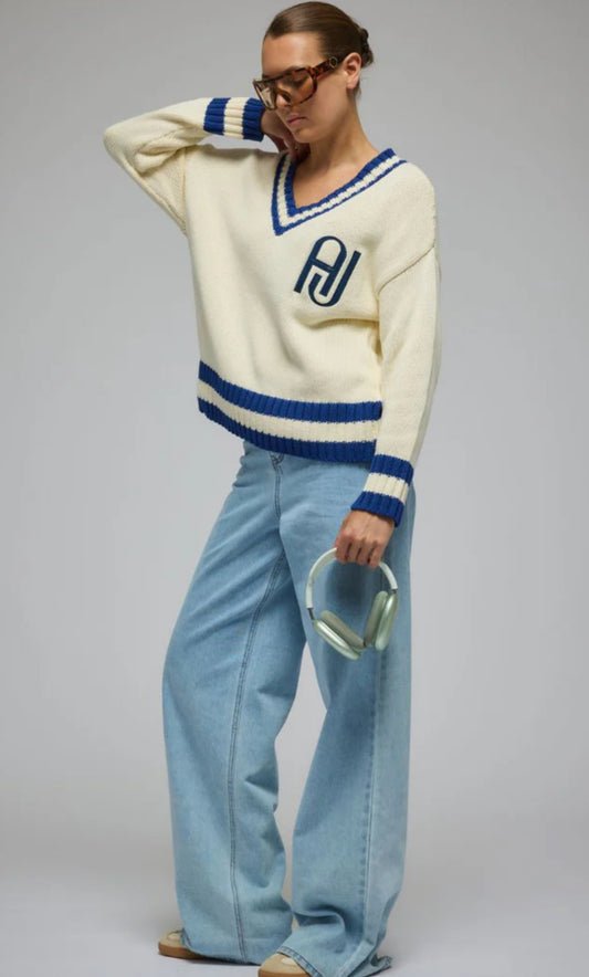 ARAMINTA JAMES | AJ V-NECK KNIT SWEATER COCONUT