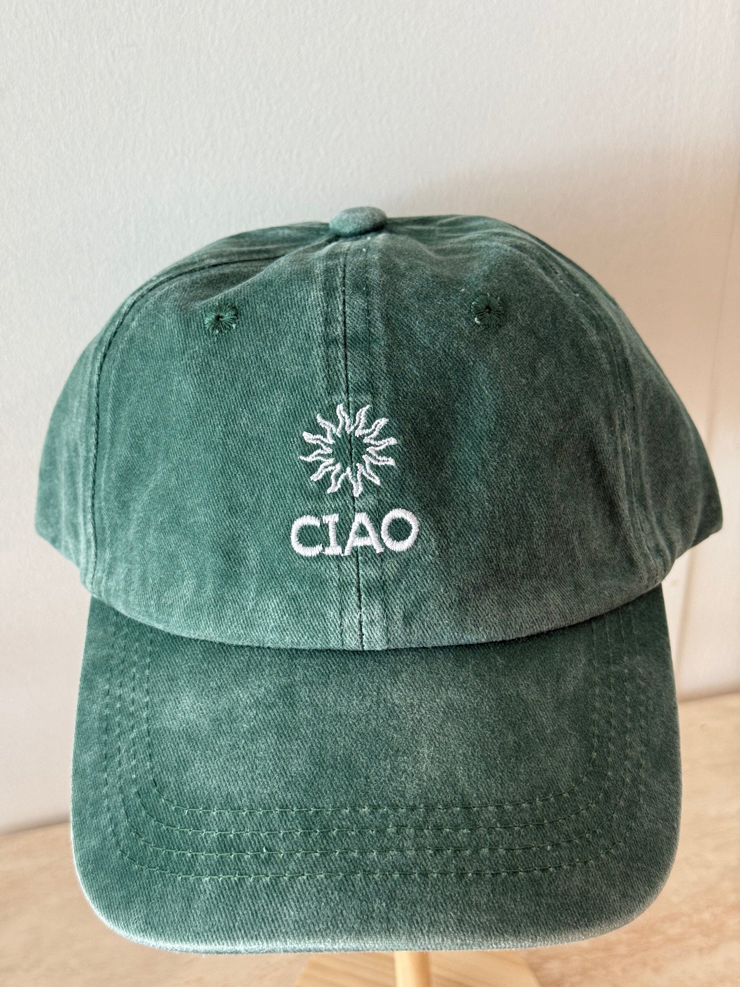 EVALIAH | CAIO CAP IN EMERALD