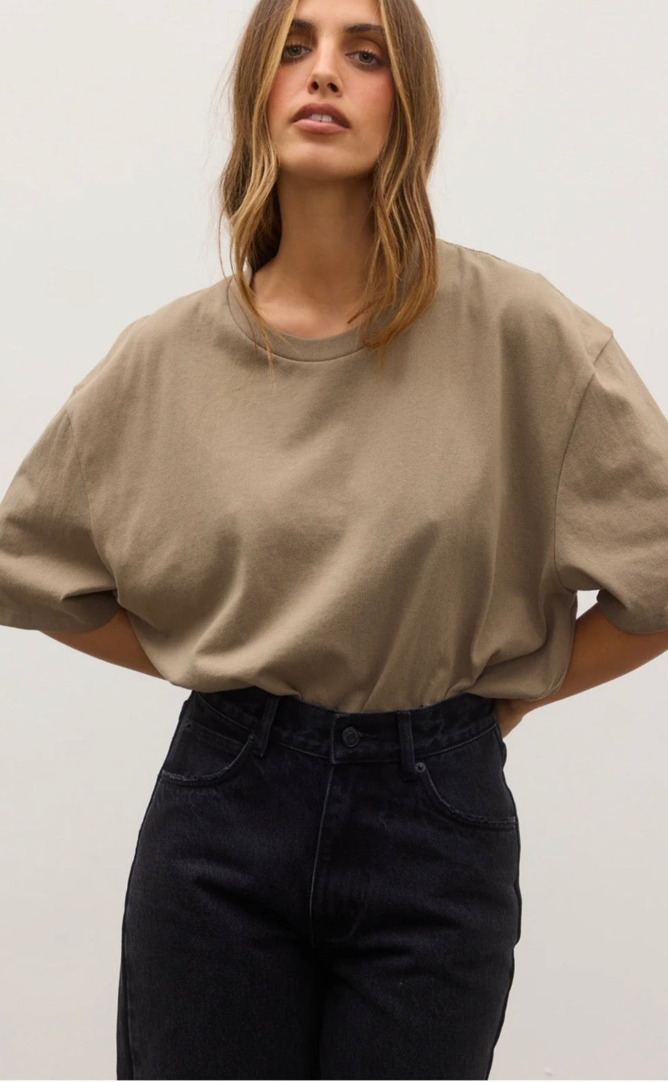 BAYSE | JONAS BOYFRIEND TEE - MILITARY