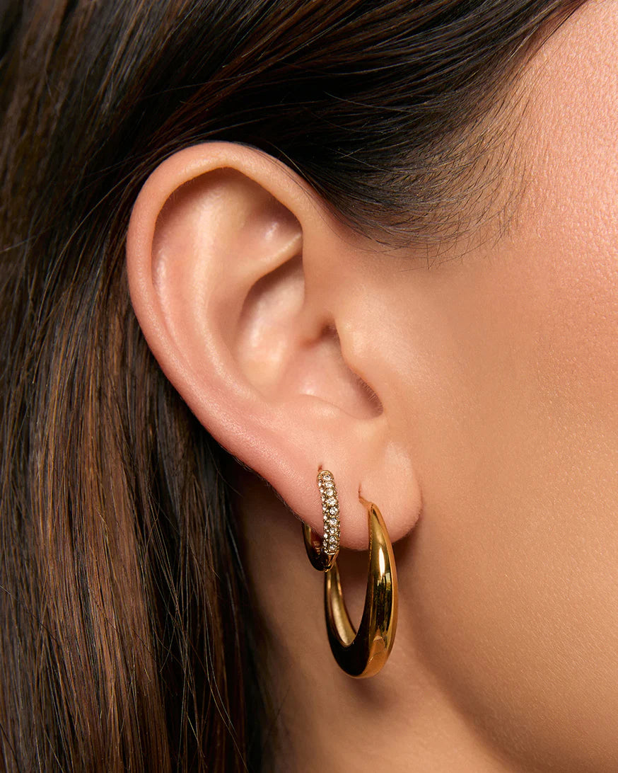 AOE | Imogen Gold Huggie Earrings