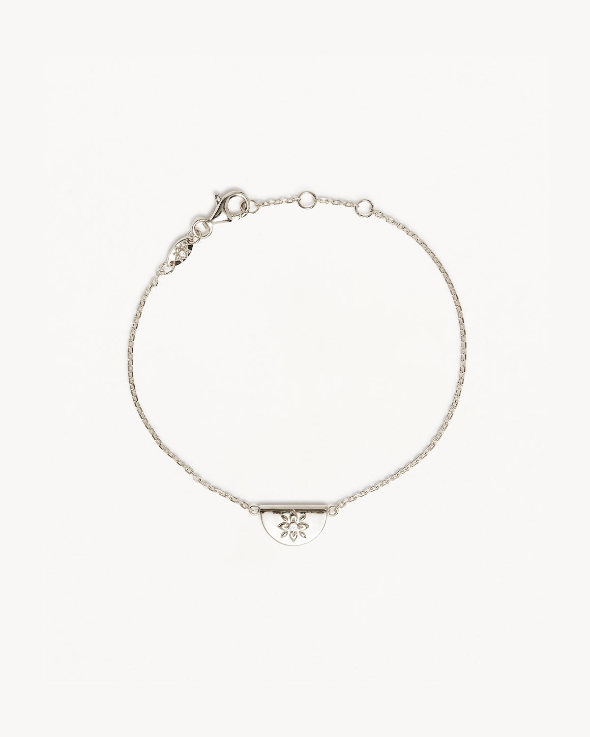 BY CHARLOTTE | Lotus Bracelet Silver