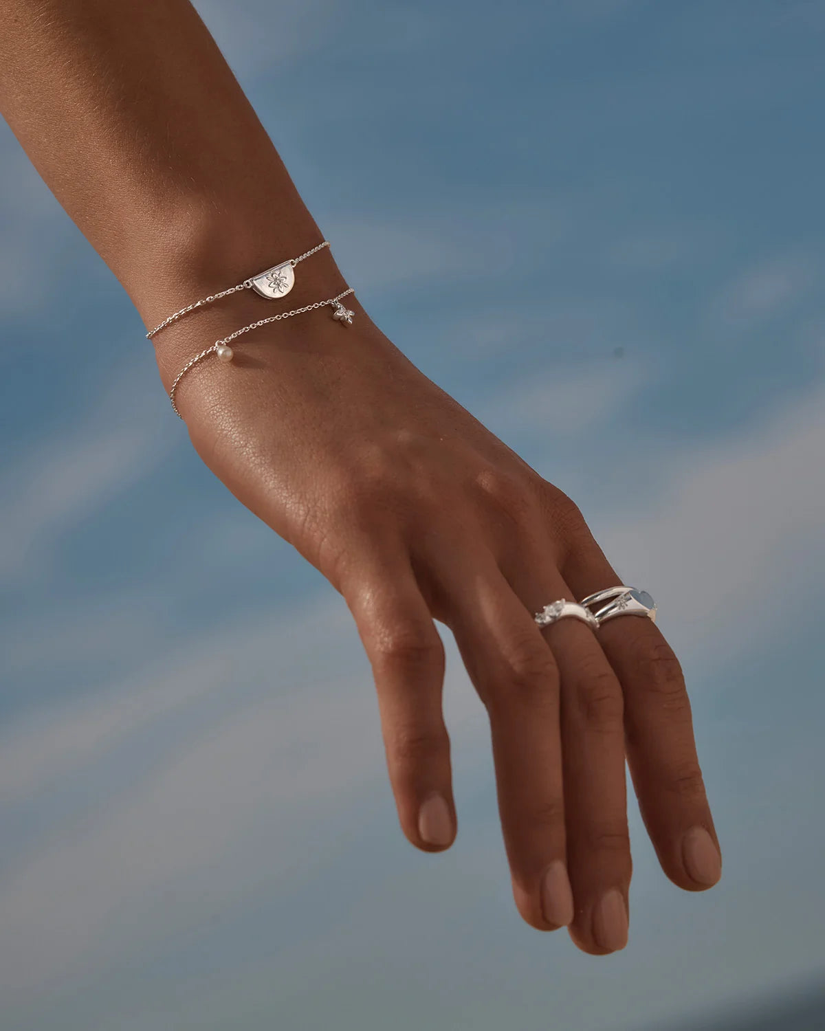 BY CHARLOTTE | Lotus Bracelet Silver