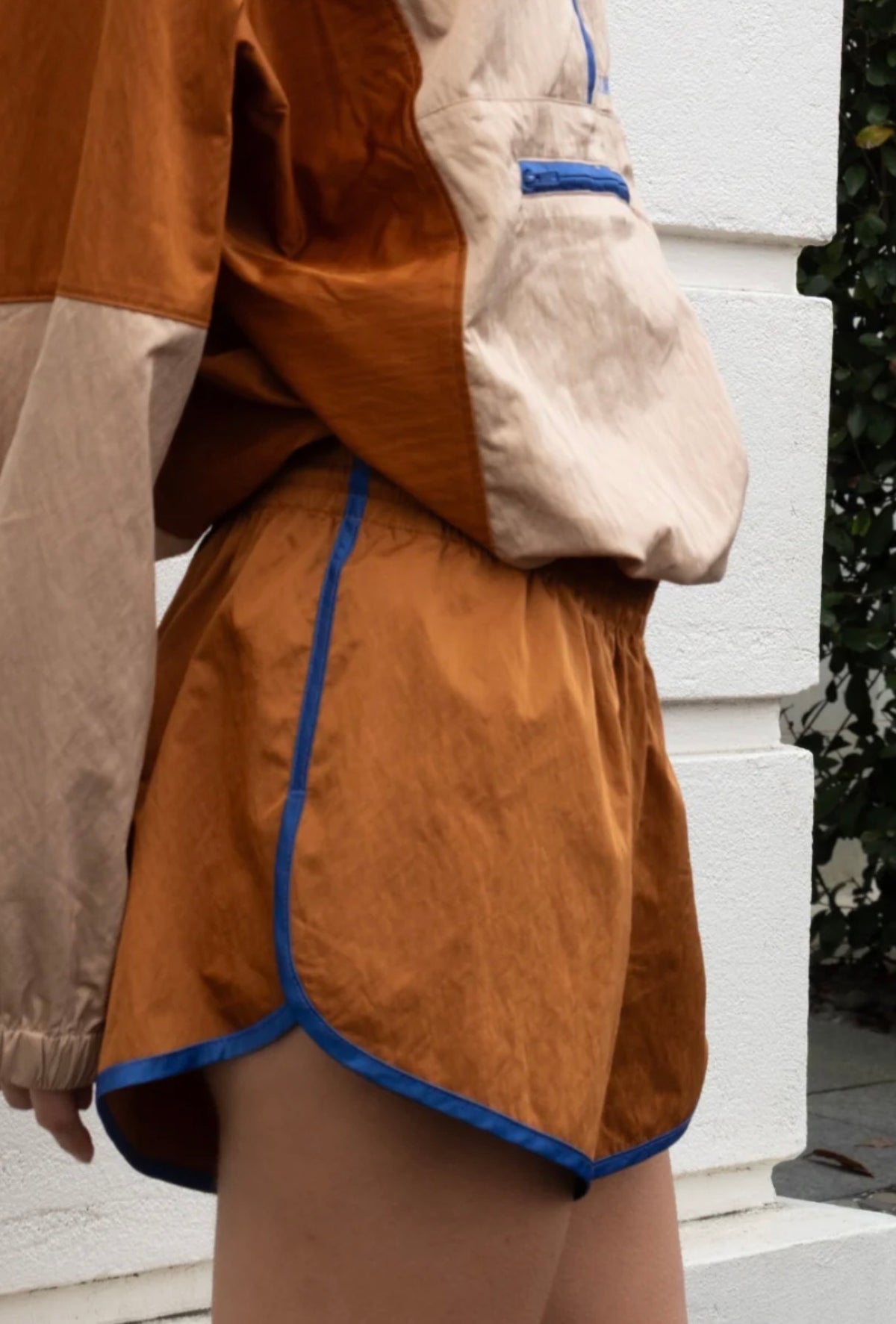 LUNA LANE | Runner Short