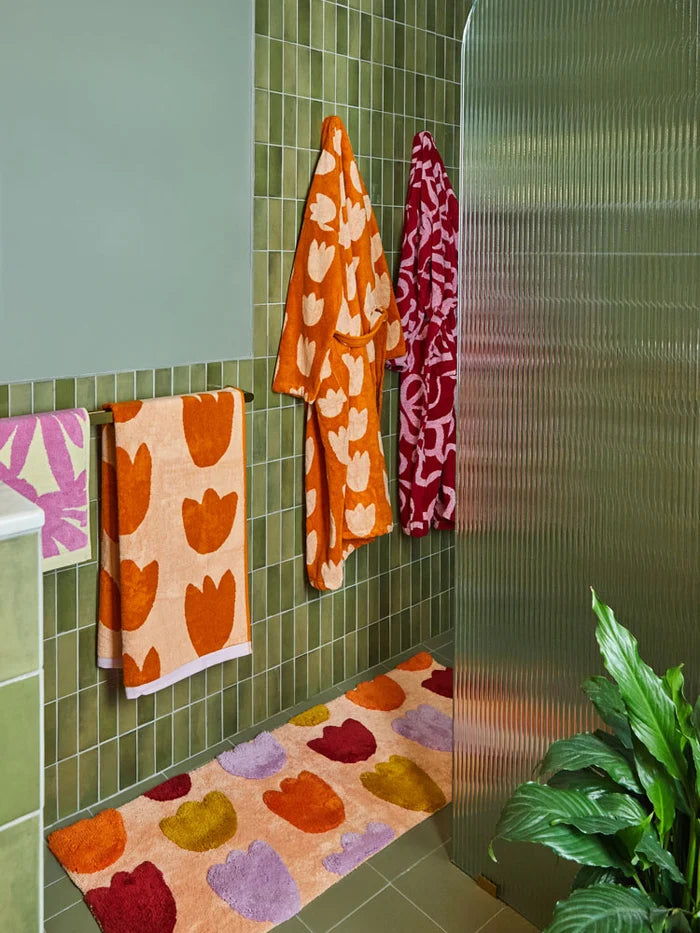 MOSEY ME | Tulip Fields Bath Runner