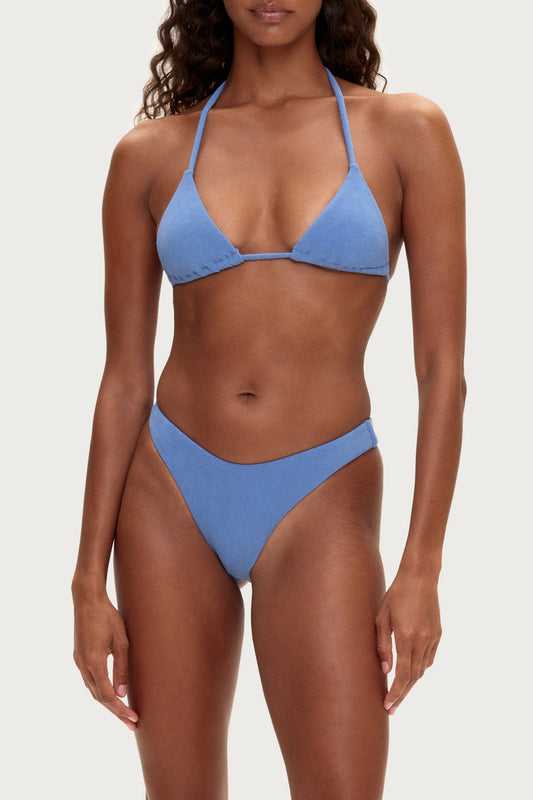 Zulu and Zephyr | Towelling curve brief